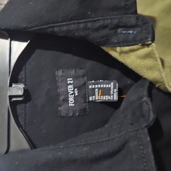 Men’s Forever 21 Twill Colorblock Shirt Black/Olive Medium - Picture 4 of 7